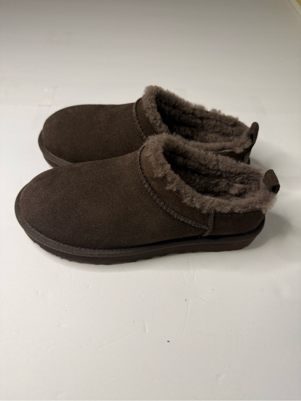 UGG Brown Suede Shearling-Lined Slip-On Clog